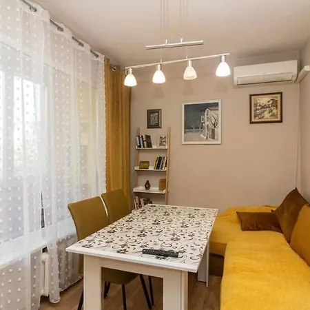 Apartment Zhana's Cozy And Quite Sofia